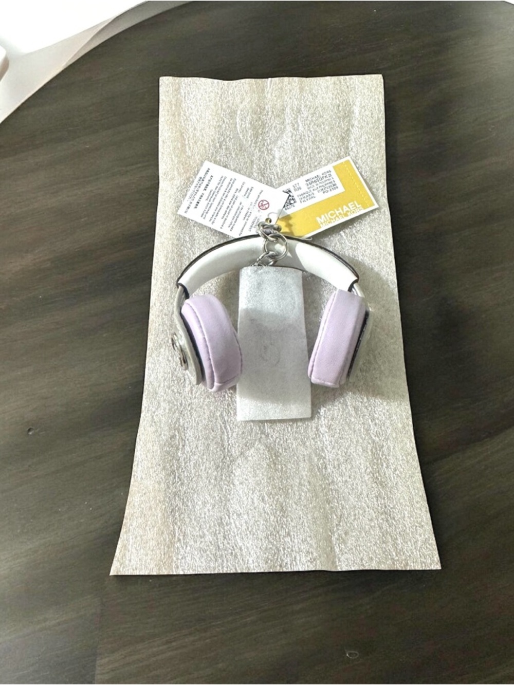 Michael Kors Headphone Bag Charm - Picture 4 of 4